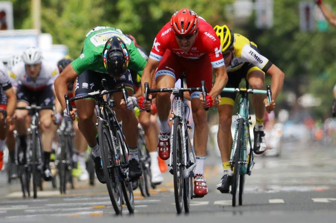 Петер Саган (Тинкофф) и Александр Кристофф (Katusha) борятся за победу на этапе (фото: Getty Images Sport)
