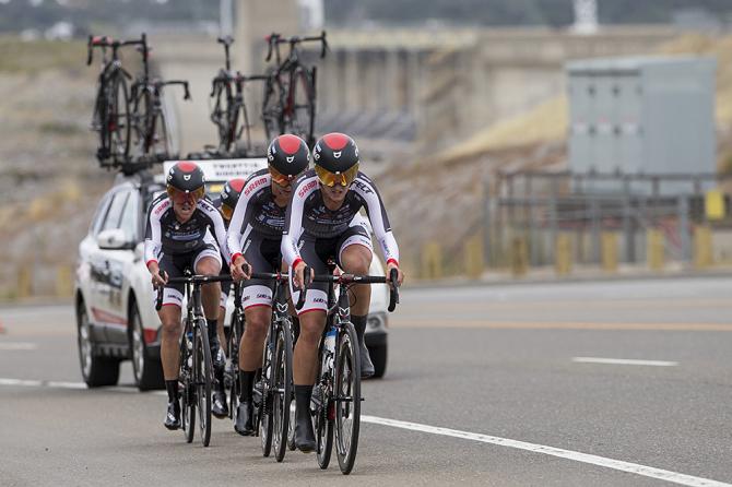 Twenty16-Bikerider выигрывают командную гонку на время на Женском Туре Калифорнии (фото: Jonathan Devich/epicimages.us)