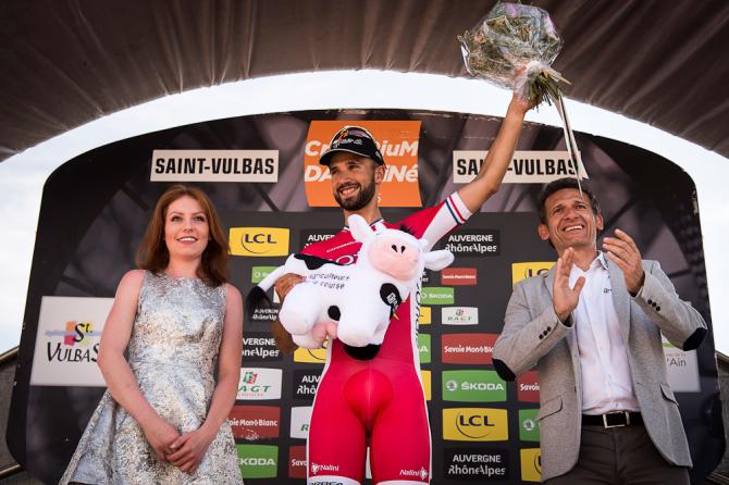 Nacer Bouhanni on Dauphine's stage 1 podium (фото: Getty Images Sport)