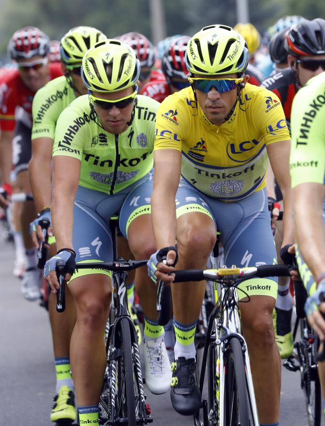 Тинкофф сплачивается вокруг лидера гонки Альберто Контадора (фото: Bettini Photo)