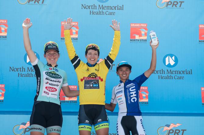 The top three in GC stagings: 1st-Brianna Walle (Rally Cycling), 2nd-, 3rd-Coryn Rivera (United Healthcare), Lauretta Hanson (Colavita/Bianchi) (фото: Matthew Moses/Moses Images)