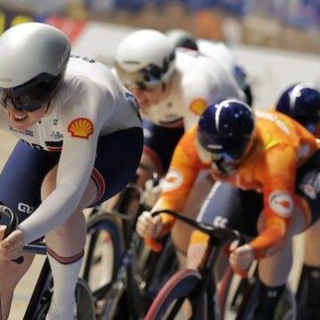 Edmunds выигрывает Keirin Silver для GB на европейцах