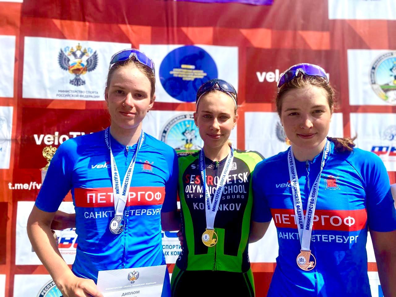 3fbc414b52df29f82243f7abcc75d36e