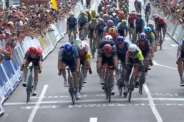 e73084e8da70950f91fed4a56b3c590a