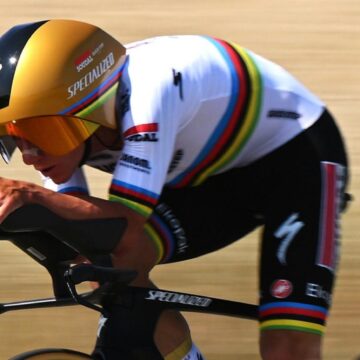 Vendepoel выигрывает четырехкратный испытание дофина, чтобы взять на себя лидерство