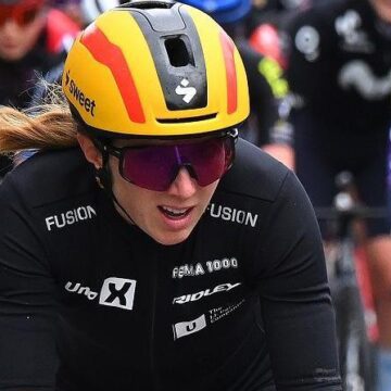 Беременная Баркер объявляет о конце своего сезона