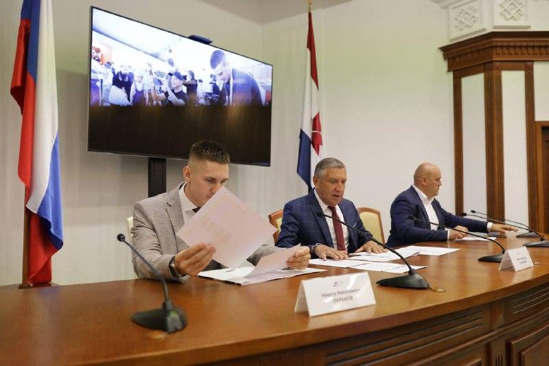 080e6354f6dd8e43b4ba88087e30c34b