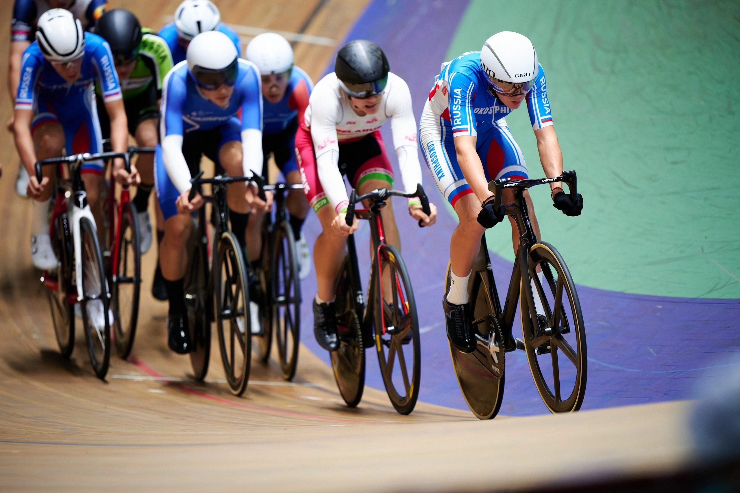 9cf69b5e4825d6c3e55299e4b4807749