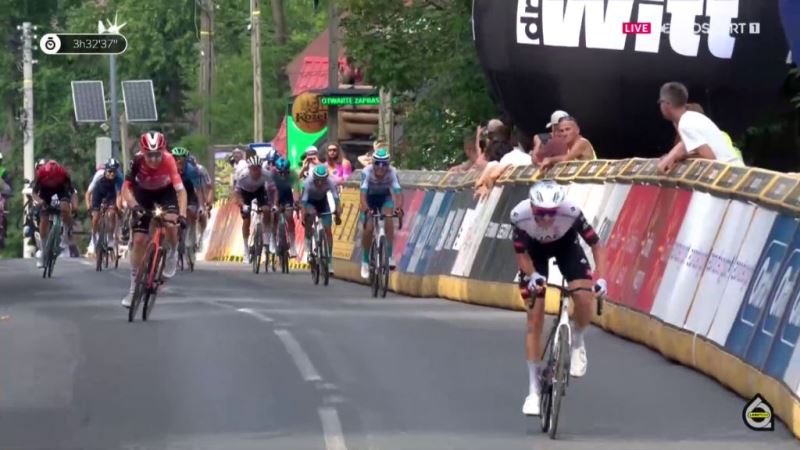 a9a500b34caea35a4a0f9907b248827f