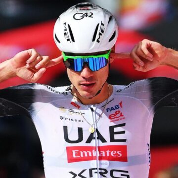 Аюсо возвращается, чтобы выиграть седьмой этап Вуэльты