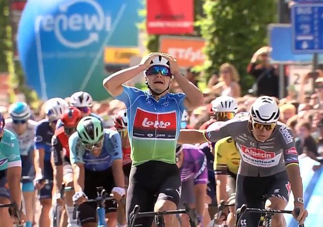 b8b78dd9a81d964b15ea1c5daf1a488a