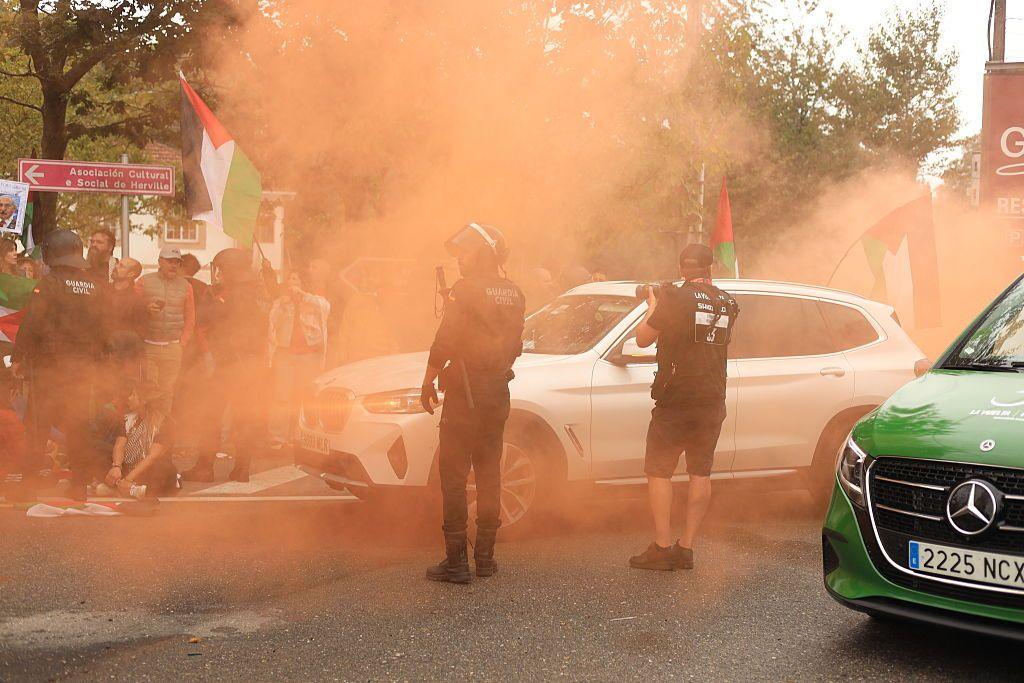 4c70b0a59bd9280160c16e541674bb75