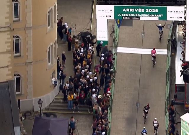 93df70694bad251e85bb2faeb4e044e2