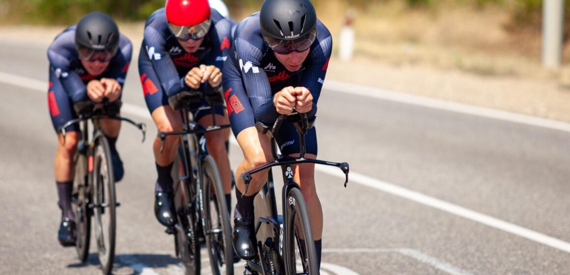 Гонщики Москвы сильнейшие в командной гонке на шоссе