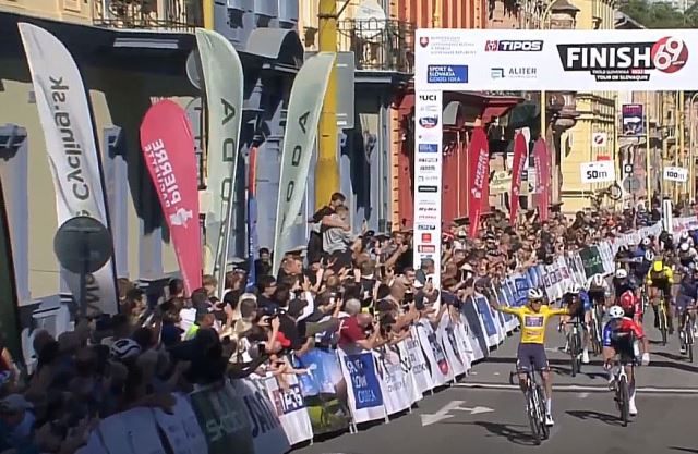 981e8d9a29bf57af500eac817a32c5a2