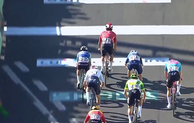 ae1d573cc1dcf549572555f347b454b9