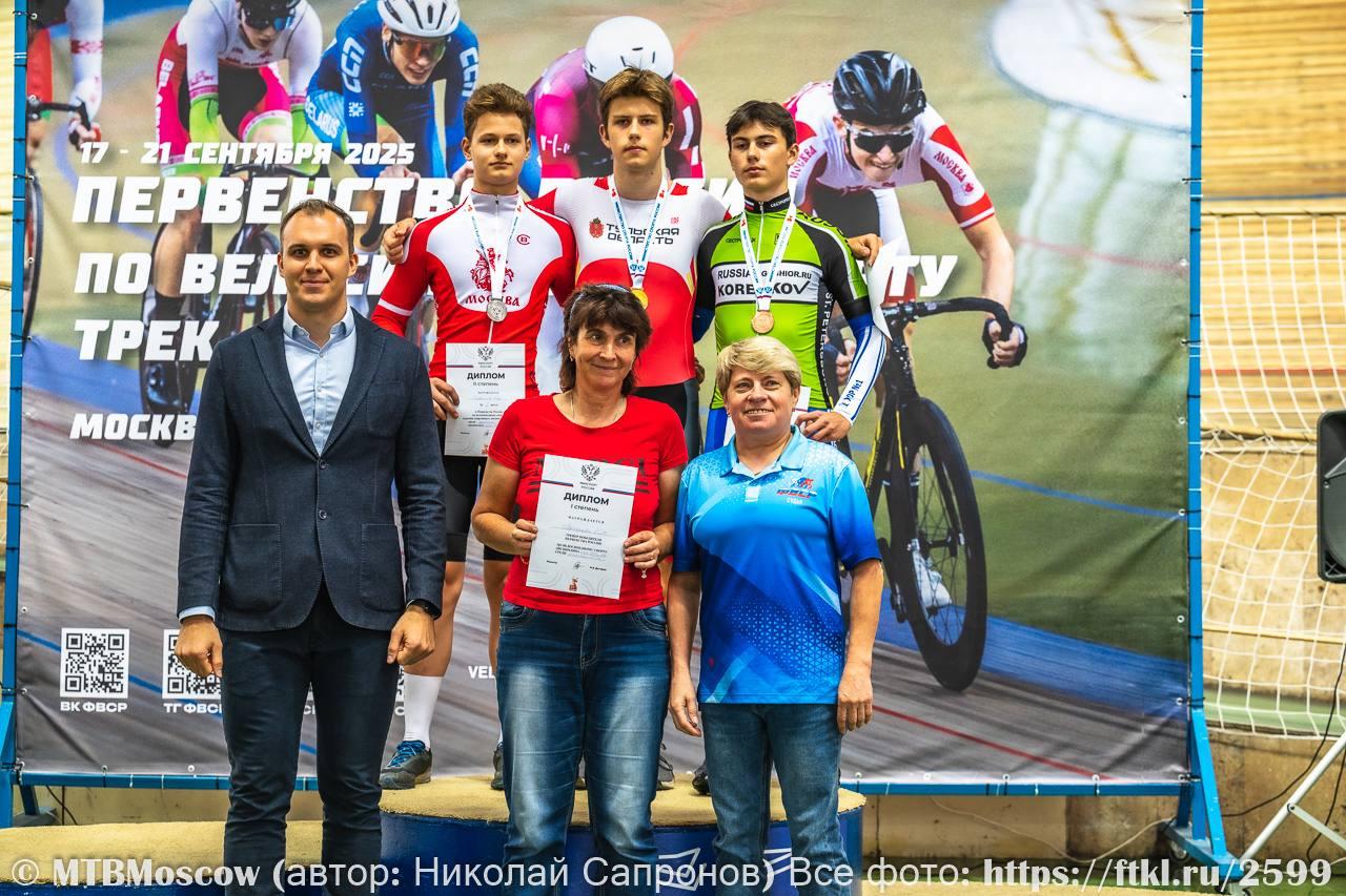 cee215994e9a80e46b68e9e8b439d040