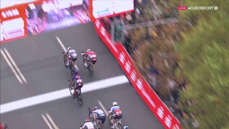 2dcdafd8333bb2eef838d37a05b1ba5a