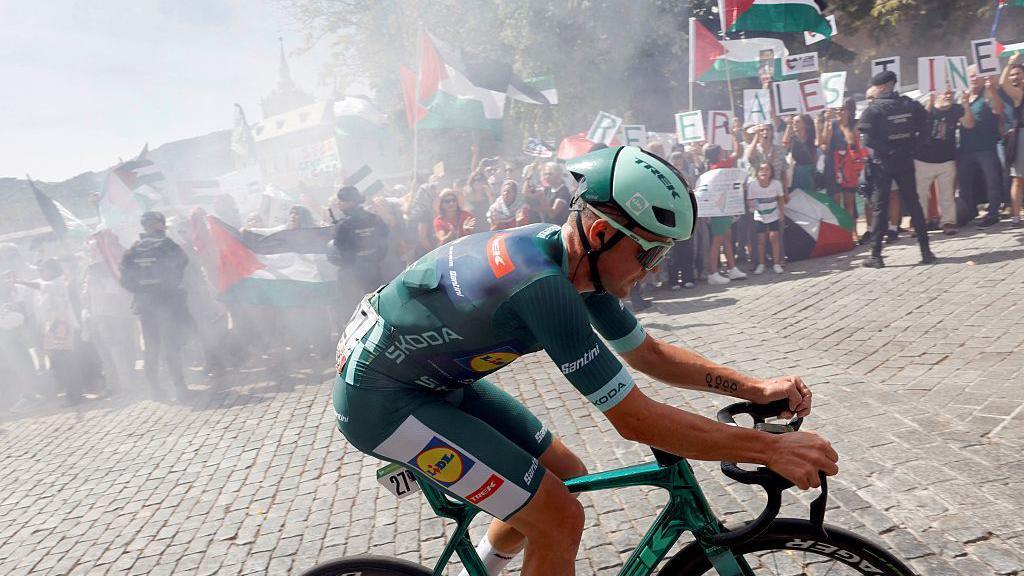 93221ff169626030ad30bdb75a90e0c1