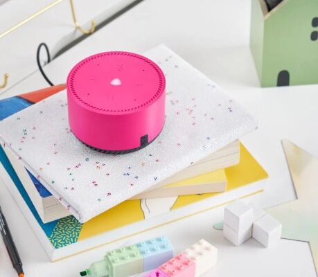 Купить Алису — умная колонка с голосом будущего и доставкой по Европе