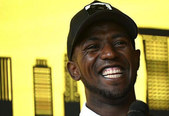 4a72347593c1ae62f01a257c9f82a8ae Историк Гирмей подписывает контракт с новой командой Иньесты