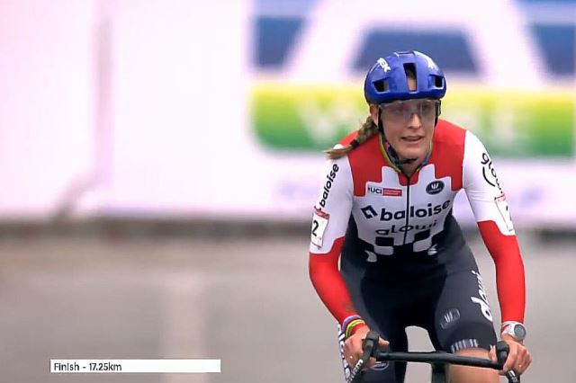 55f06a6af79341dee12c1770f4dad6de