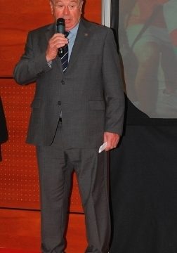 Мадарьяга считает, что Euskaltel-Euskadi могут подписать гонщиков не только из страны басков