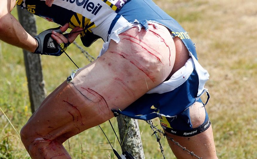 Джонни Хугерланд подал иск за свое падение на Тур де Франс/Tour de France 2011