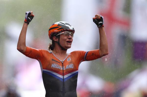 Marianne-Vos-28Netherlands-29-2351 Заслуженное золото Мэрианн Вос