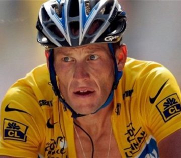 Лэнс Армстронг обязан вернуть 3 миллиона долларов призовых Тур де Франс