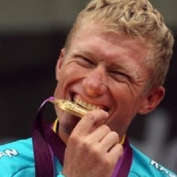 D0-90-D0-BB-D0-B5-D0-BA-D1-81-D0-B0-D0-BD-D0-B4-D1-80-D0-92-D0-B8-D0-BD-D0-BE-D0-BA-D1-83-D1-80-D0-BE-D0-B2-54951 Александр Винокуров в программе Статус QUO