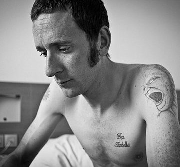 Брэдли Виггинс был сбит фургоном во время тренировки