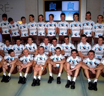 Новогоднее поздравление команды AG2R LA MONDIALE