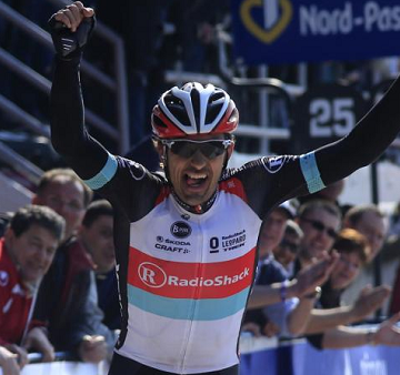 Fabian-Cancellara-28RadioShack-Leopard-29-D0-BF-D0-BE-D0-B1-D0-B5-D0-B4-D0-B8-D1-82-D0-B5-D0-BB-D1-8C-Paris-Roubaix-20131 Париж — Рубе 2013