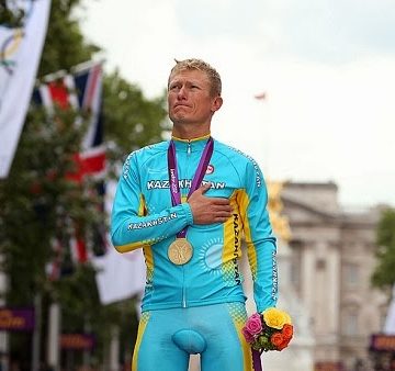 D0-90-D0-BB-D0-B5-D0-BA-D1-81-D0-B0-D0-BD-D0-B4-D1-80-D0-92-D0-B8-D0-BD-D0-BE-D0-BA-D1-83-D1-80-D0-BE-D0-B21 Золотая карьера Александра Винокурова 1998-2012