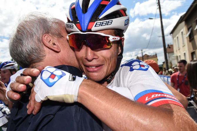 An emotional Arthur Vichot at the finish (фото: Getty Images)