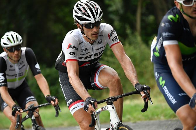 Fabian Cancellara (Trek-Segafredo) сделал ранний отрыв (фото: Getty Images Sport)