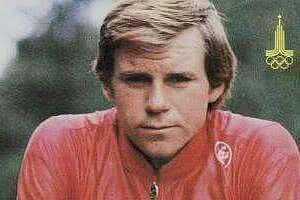 C днем рождения, чемпион! Сухорученкову — 64 года!