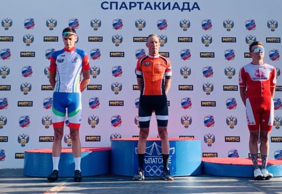 Спартакиада сильнейших по велоспорту-шоссе: Ошуркова и Ершов побеждают в групповых гонках