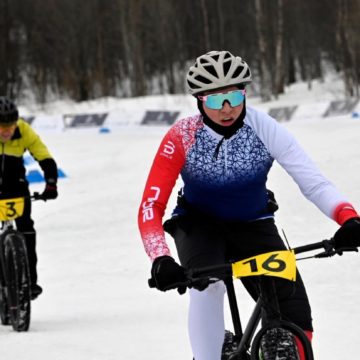 Полярная Олимпиада и велоспорт: гонки на фэтбайках прошли в рамках «Праздника севера»-2023
