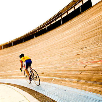 Чемпион Европы занял первое место в спринте по велоспорту на чемпионате России