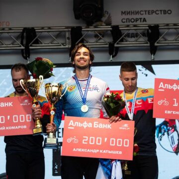 Ярослава Бондаренко и Александр Катышев — чемпионы России по велоспорту BMX-гонки 2024 года