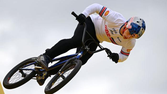 b0cece08d2d380048c65790dd2c2938e Смотрите чемпионат мира по городскому велоспорту на BBC