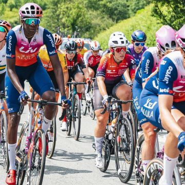 Женский тур по Британии, установленная на поле записи