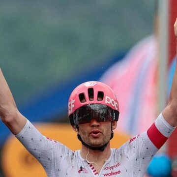 Драматическая победа Asgreen, поскольку авария влияет на битву GC