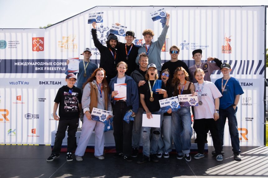 ddd7a394926271f548995d79cb9004d7 Итоги этапа Кубка России по ритм-треку и Международных соревнований по BMX фристайлу в Колпино!