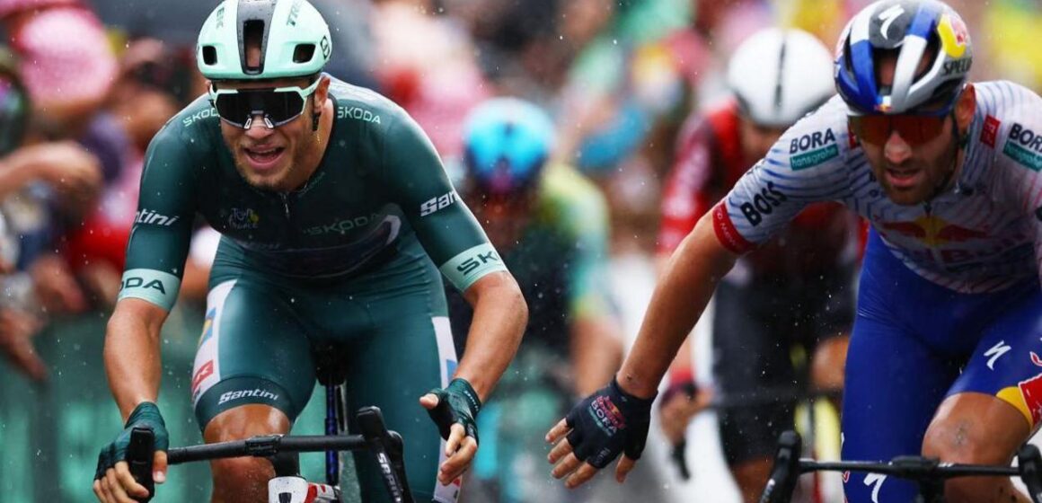 Милан выигрывает тур 17 в спринте