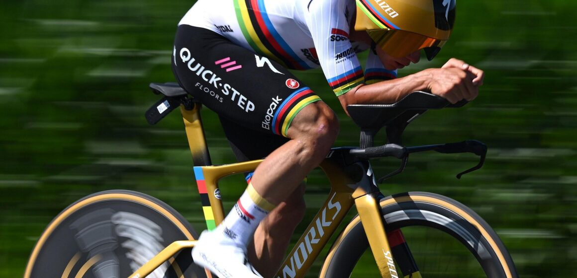 8cf5d07b27603b64f24fbd96c4edd2ba EverePoel выигрывает пятый этап, когда Pogacar утверждает желтую майку