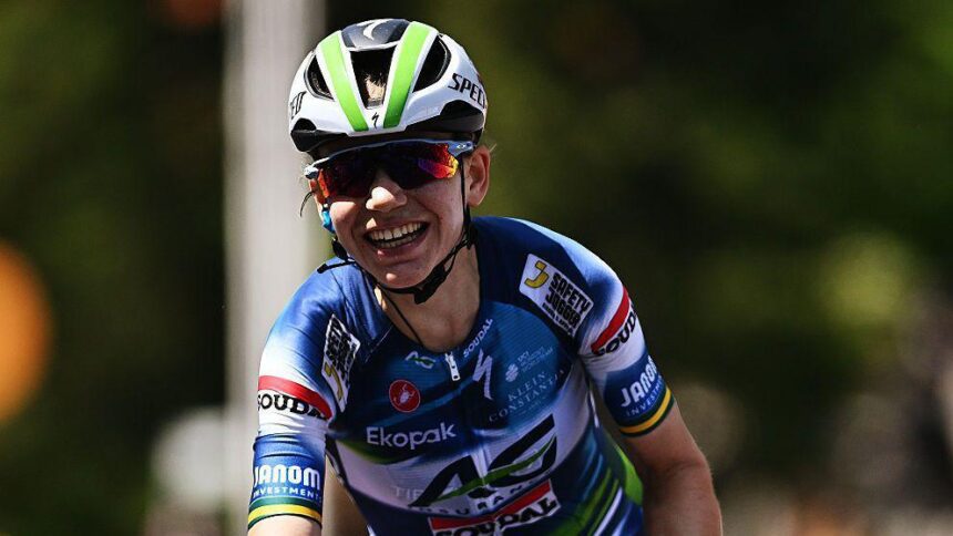 Gigante одержал победу в Джиро, когда Хендерсон падает