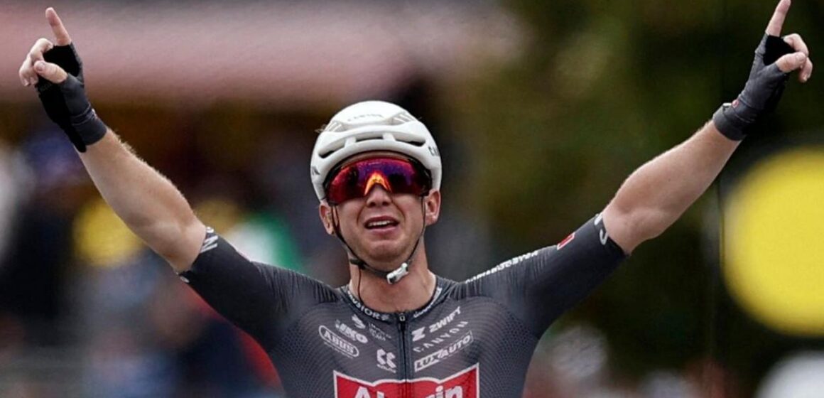 Pogacar Set для Tour Title, как Groves выигрывает 20 этап 20